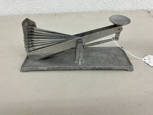Vintage Acme Egg-Grading Scale Pat. 1924
