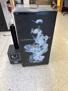 Bradley Model BS611 Smoker