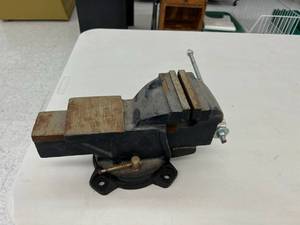 Bench Vice