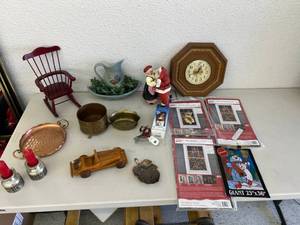 Home Decor & Holiday Items