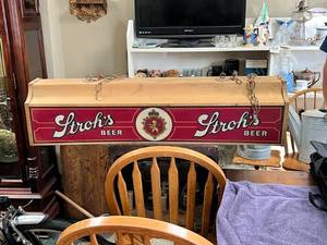 Vintage Strohs Beer Pool Light