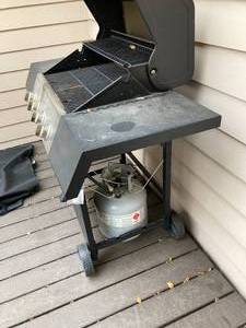 Pre-Owned Expert Gas Grill
