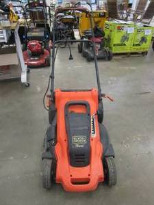 lot 315 image: BLACK & DECKER 20 in. 13 AMP Corded Electric Walk Behind Push Lawn Mower (MISSING BAG, FOR PARTS ONLY)