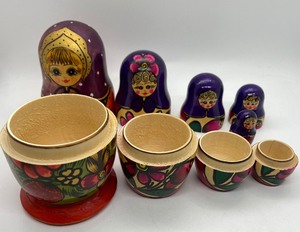 lot 381 image: Vintage Russian Nesting Doll (Matryoshka) - Lovely Lady with Purple Scarf - Made in Russia