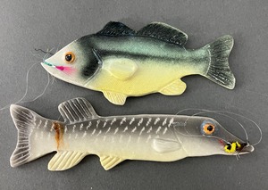 lot 391 image: Collection of Fish Ornaments & Whistles- D. Getsinger & More