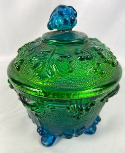 lot 176 image: Vintage Glassware - Beautiful Blues and Greens