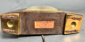 lot 217 image: Antique General Electric Mantle clock