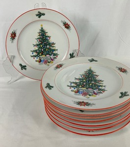 lot 229 image: Vintage Schumann Arzberg Bavaria, Germany Noel Christmas Tree China