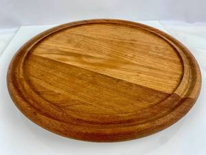 lot 270 image: Vintage Selanoia Designs Teakwood Lazy Susan and Serving Board