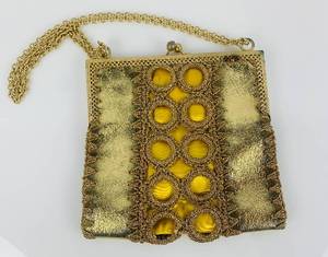 lot 271 image: Three Vintage Elegant Beaded Purses