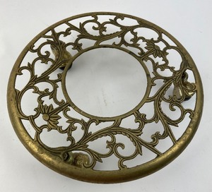 lot 332 image: Vintage 11 Round Brass Filigree Planter Stand with 3 Wheels