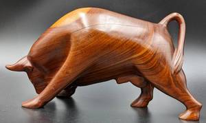 lot 231 image: Vintage Hand-Carved Mahogany Bull - Marked Cal Peru Huayacan