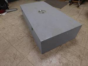 lot 47 image: Wood Storage Box - 48(w) x 25(d) x 11 (h)