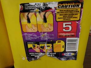 lot 60 image: 2 - 5 Gallon Diesel Cans