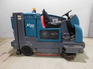 lot 5 image: Tennant M20 LP Scrubber