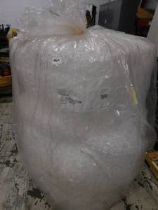 lot 64 image: 12 Durabubble Wrap