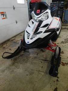 lot 3A image: 2012 Polaris 750 IQ Turbo Snowmobile