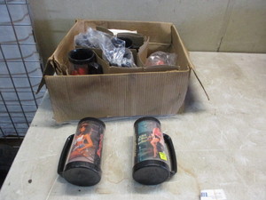 lot 9 image: 1987 Snap-on collector Mugs