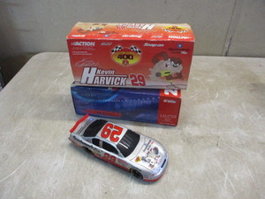 lot 26 image: Kevin Hruck 2004 Race Car
