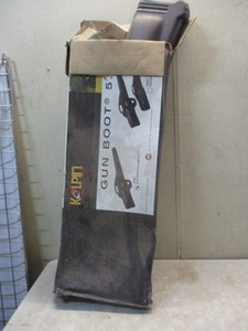 lot 47 image: ATV Gun Case