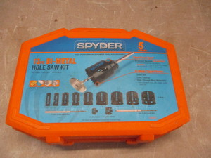 lot 69 image: Hole Saw Kit