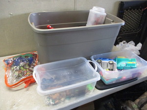 lot 84 image: Huge Tote of Toys