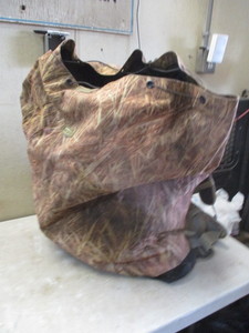 lot 88 image: Avery Decoy Bag full of hats