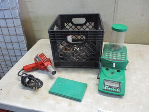 lot 102 image: Powder Scale and tools