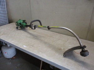 lot 168 image: John Deere Weed Whip