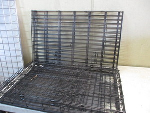 lot 178 image: Dog Crate and Pen