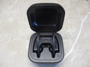 lot 179 image: Ear Buds