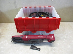 lot 184 image: 2 Small Vacs