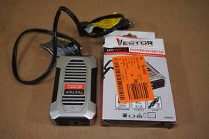2 Vector 120 Watt Power Inverters