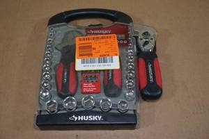 Husky 45-Piece Stubby Ratchet and Socket Set