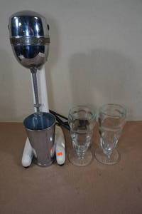 Vintage Hamilton Beach Malt Mixer with Mixing Cup and Glasses