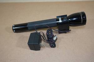 Police Maglite -13 Rechargeable