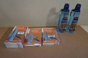 Bona Floor Cleaner with CleaningDusting Pads