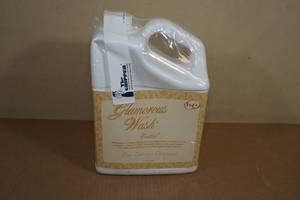 Glamorous Wash Fine Laundry Detergent - Entitled - 3.78L