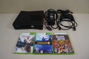 Xbox 360 - 500GB - with Games -Guitar Hero Live & Aerosmith, Dungeon Siege