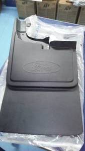 Molded Splash Guards HC3Z-16A550-EC