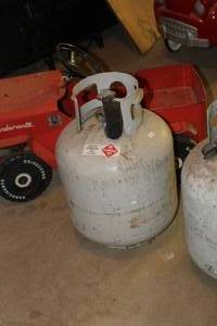 lot 418 image: Propane Tank