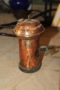 lot 462 image: Vintage Justrite U.S.A. Miners Lamp