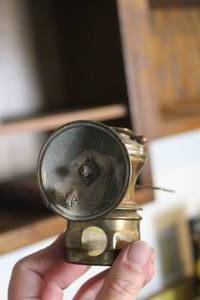 lot 476 image: Vintage Auto-Lite Miners Lamp
