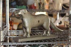 lot 503 image: Vintage Dog Nutcracker