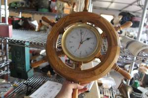lot 506 image: 20 Ship Wheel Battery Wall Clock