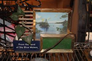 lot 535 image: Lakeside Plastics From The Land Of Sky Blue Waters Electric Lighted Sign