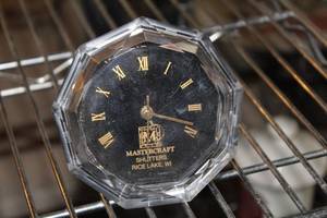 lot 544 image: Mastercraft Shutters Rice Lake WI 4 Table Clock