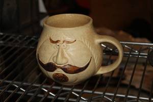 lot 574 image: Pottery Craft Ceramic Mug