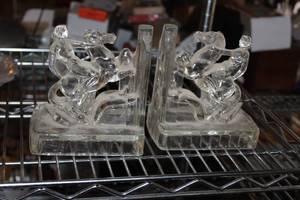 lot 576 image: Lot of (2) Horse Glass Book Ends