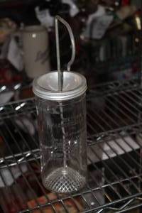 lot 560 image: Wesson Oil Mayonnaise Maker